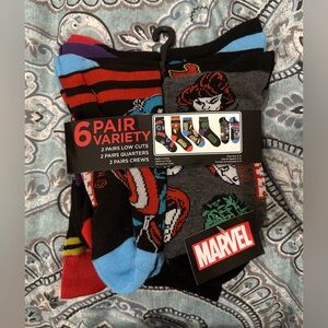 Men’s Marvel socks size 6-12 NWT